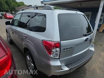 2010 Subaru Forester 2.5X Limited – miniatura 6