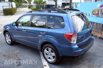 2010 Subaru Forester 2.5X Limited - miniatura 12