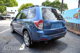2010 Subaru Forester 2.5X Limited - miniatura 13