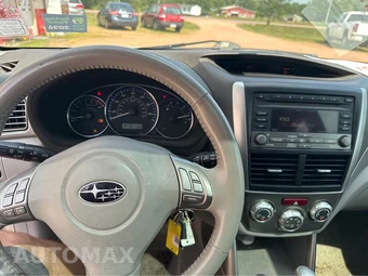 2010 Subaru Forester 2.5X Limited - miniatura 10