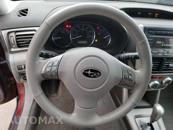 2010 Subaru Forester 2.5X Limited - miniatura 10