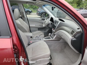 2010 Subaru Forester 2.5X Limited - miniatura 8