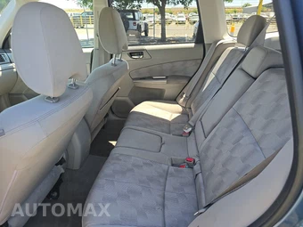 2010 Subaru Forester 2.5X Premium – miniatura 13