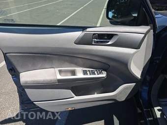 2010 Subaru Forester 2.5X Premium – miniatura 9