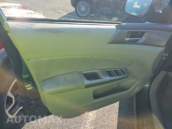 2010 Subaru Forester 2.5X Premium – miniatura 9