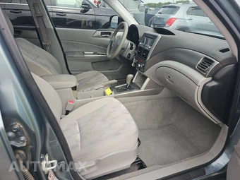 2010 Subaru Forester 2.5X Premium – miniatura 8