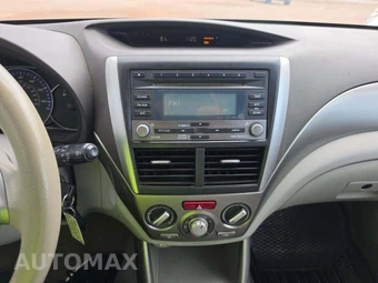 2010 Subaru Forester 2.5X Premium w/All Weather Pkg - miniatura 10