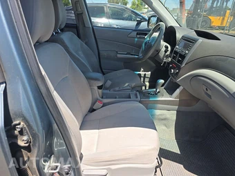 2010 Subaru Forester 2.5XT Premium – miniatura 8