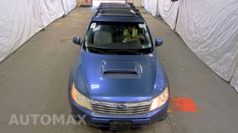 2010 Subaru Forester 2.5XT Premium – miniatura 2
