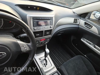 2010 Subaru Impreza 5-Door 2.5i Premium Hatchback Special Edition - miniatura 11