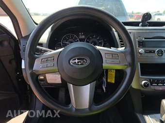 2010 Subaru Outback 2.5i – miniatura 10