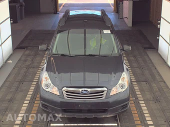 2010 Subaru Outback 2.5i – miniatura 2