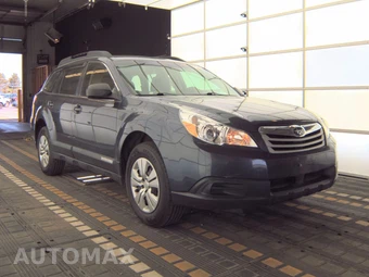 2010 Subaru Outback 2.5i – miniatura 3