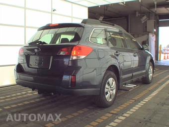 2010 Subaru Outback 2.5i – miniatura 4