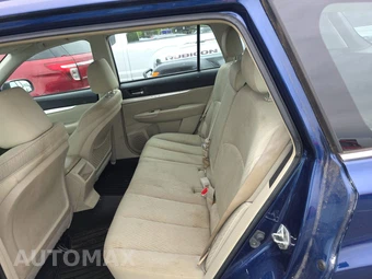 2010 Subaru Outback 2.5i – miniatura 13