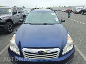 2010 Subaru Outback 2.5i – miniatura 2