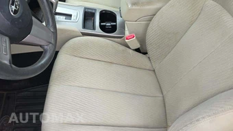 2010 Subaru Outback 2.5i – miniatura 27