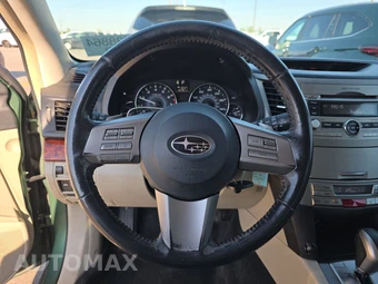 2010 Subaru Outback 2.5i Limited - miniatura 10