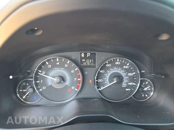 2010 Subaru Outback 2.5i Limited - miniatura 12