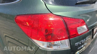 2010 Subaru Outback 2.5i Limited - miniatura 30