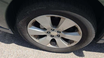 2010 Subaru Outback 2.5i Limited - miniatura 40