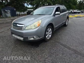 2010 Subaru Outback 2.5i Limited w/Power Moonroof