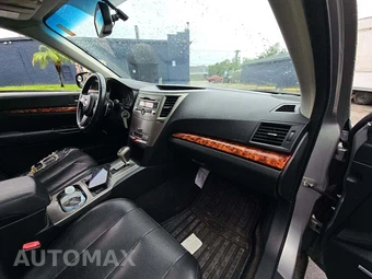 2010 Subaru Outback 2.5i Limited w/Power Moonroof - miniatura 16