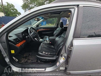 2010 Subaru Outback 2.5i Limited w/Power Moonroof - miniatura 3