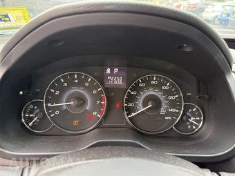 2010 Subaru Outback 2.5i Limited w/Power Moonroof - miniatura 12