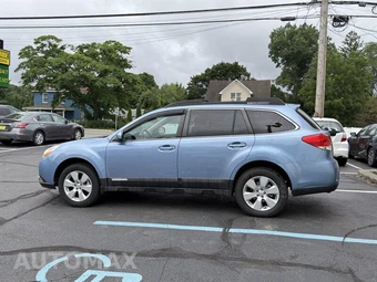2010 Subaru Outback 2.5i Limited w/Power Moonroof - miniatura 5
