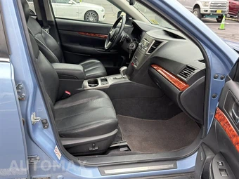 2010 Subaru Outback 2.5i Limited w/Power Moonroof - miniatura 7