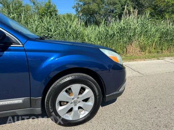 2010 Subaru Outback 2.5i Limited w/Power Moonroof - miniatura 27