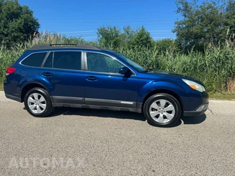 2010 Subaru Outback 2.5i Limited w/Power Moonroof - miniatura 45