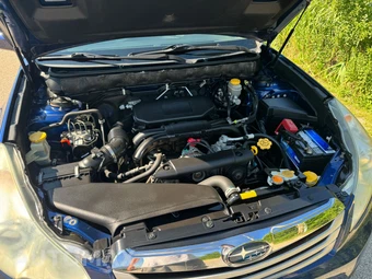 2010 Subaru Outback 2.5i Limited w/Power Moonroof - miniatura 59