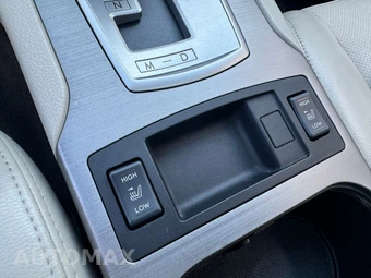 2010 Subaru Outback 2.5i Limited w/Power Moonroof - miniatura 63