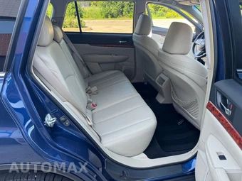 2010 Subaru Outback 2.5i Limited w/Power Moonroof - miniatura 69
