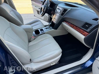 2010 Subaru Outback 2.5i Limited w/Power Moonroof - miniatura 71