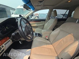 2010 Subaru Outback 2.5i Limited w/Power Moonroof & Navigation – miniatura 12