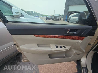 2010 Subaru Outback 2.5i Limited w/Power Moonroof & Navigation – miniatura 14