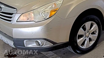 2010 Subaru Outback 2.5i Limited w/Power Moonroof & Navigation – miniatura 7
