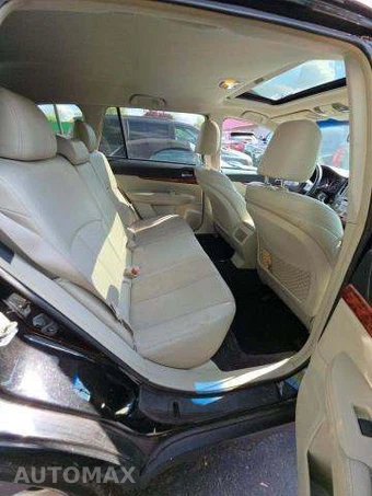 2010 Subaru Outback 2.5i Limited w/Power Moonroof & Navigation – miniatura 16