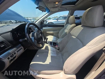2010 Subaru Outback 2.5i Premium w/All Weather Pkg & Power Moonroof - miniatura 12