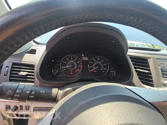 2010 Subaru Outback 2.5i Premium w/All Weather Pkg & Power Moonroof - miniatura 17