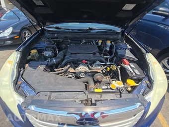 2010 Subaru Outback 2.5i Premium w/All Weather Pkg & Power Moonroof - miniatura 21