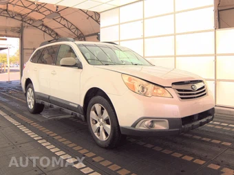 2010 Subaru Outback 2.5i Premium w/All Weather Pkg & Power Moonroof - miniatura 3