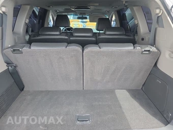 2010 Subaru Tribeca 3.6R Touring w/Navigation & RSES - miniatura 17