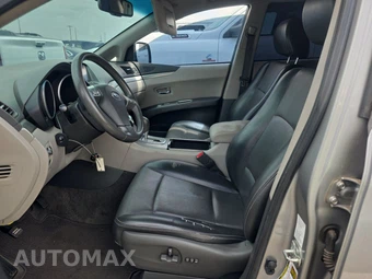 2010 Subaru Tribeca 3.6R Touring w/Navigation & RSES - miniatura 7