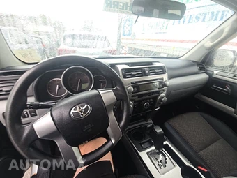 2010 Toyota 4Runner SR5 - miniatura 11