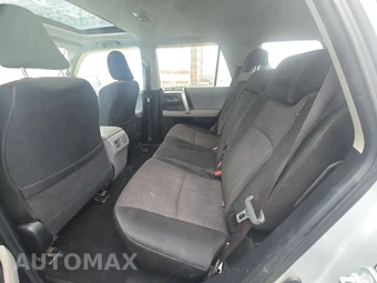 2010 Toyota 4Runner SR5 - miniatura 13