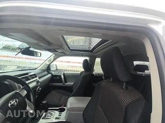 2010 Toyota 4Runner SR5 - miniatura 17